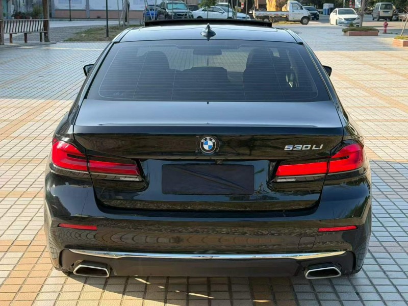 汕头22年宝马5系9