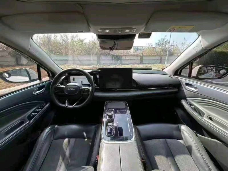 广州22年传祺埃安S4