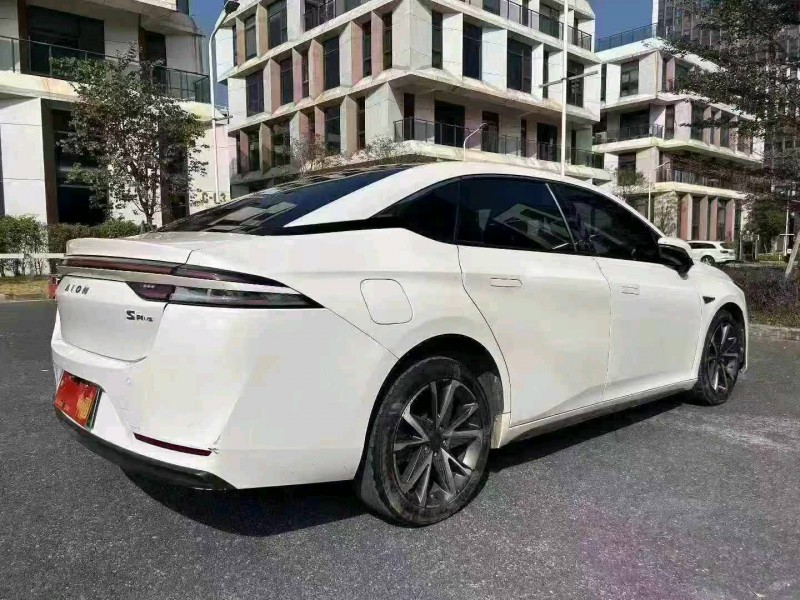 广州22年传祺埃安S8