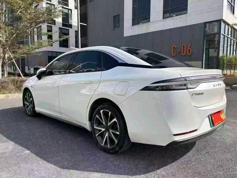 广州22年传祺埃安S9