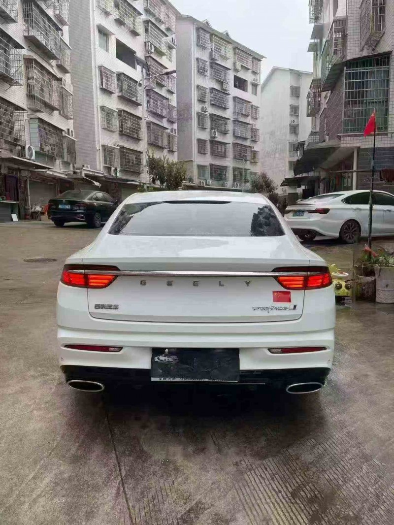 常德24年吉利星瑞7