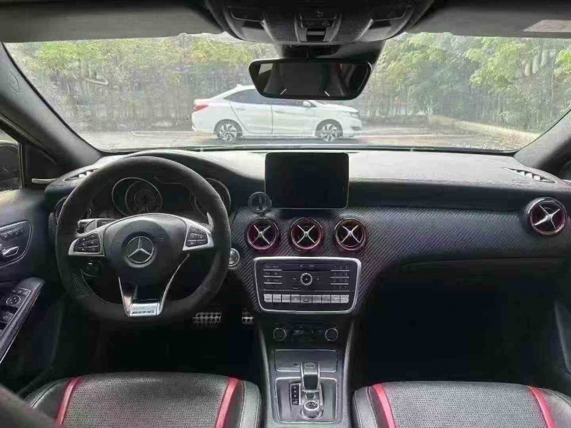 汕头17年奔驰AMG4