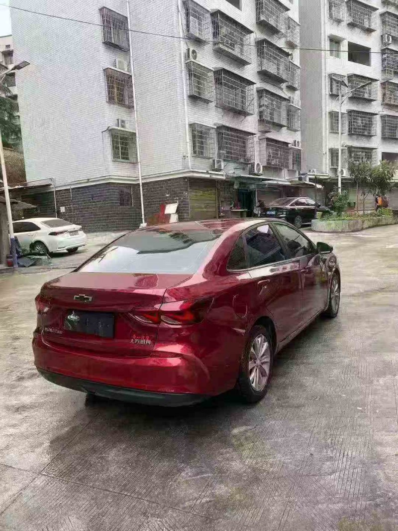 张家界22年雪佛兰科鲁泽7