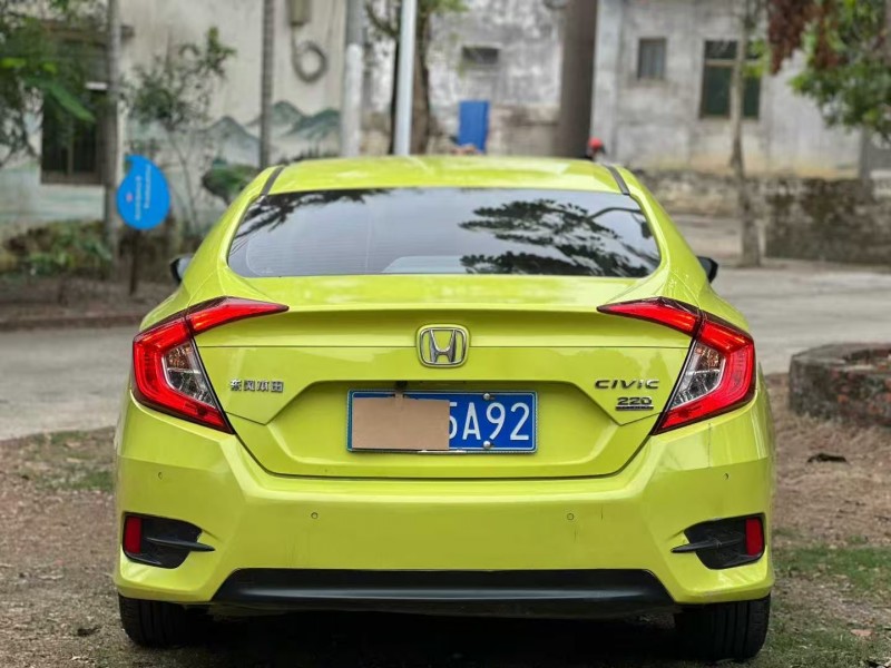 湛江21年本田思域4