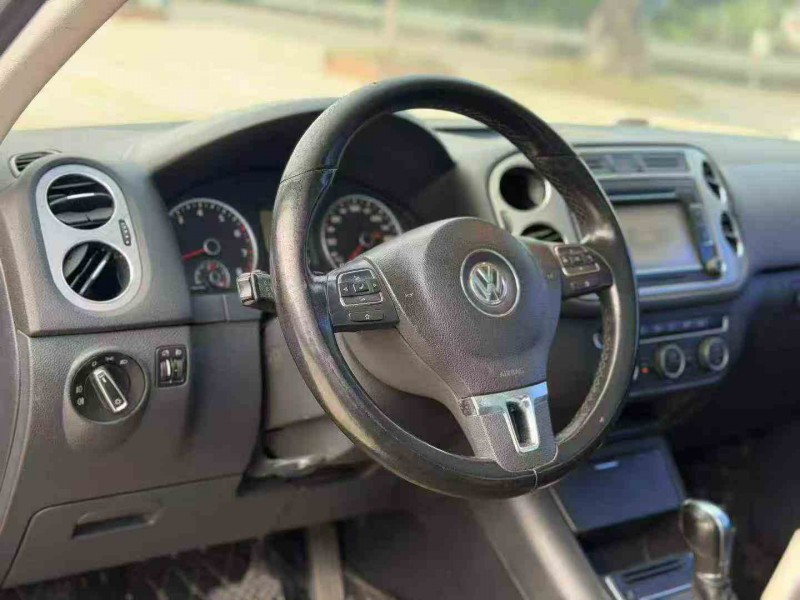 佛山14年大众途观4