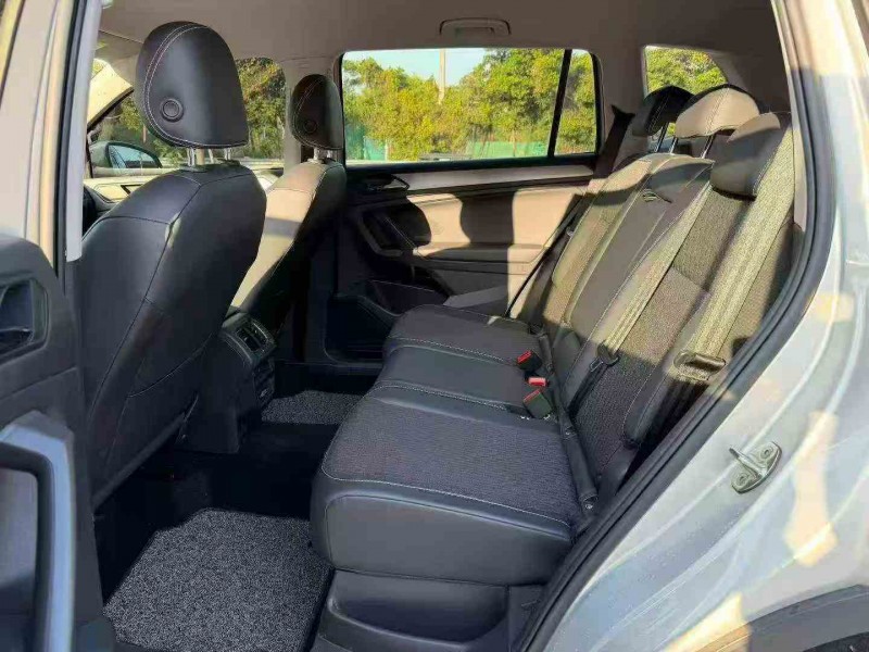 珠海19年大众途观7