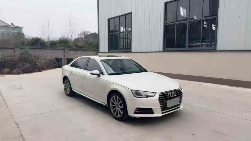 嘉兴18年奥迪A4L2