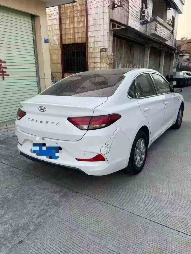 湛江19年现代悦动7