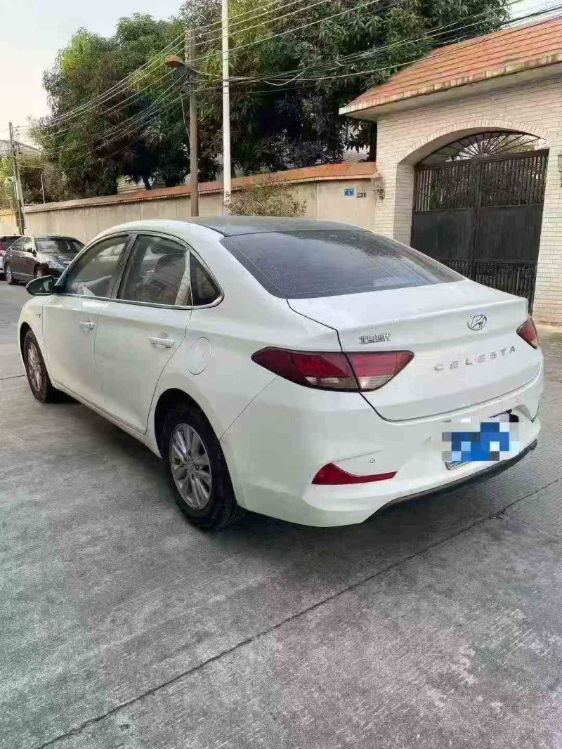 湛江19年现代悦动8