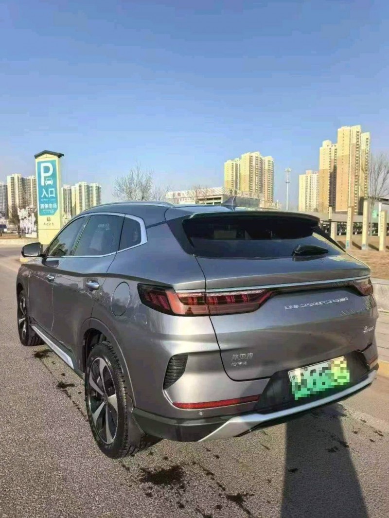 张家口23年比亚迪宋8