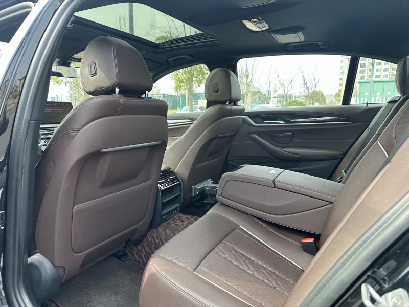 盐城21年宝马5系7