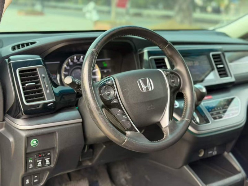 汕头19年本田艾力绅5