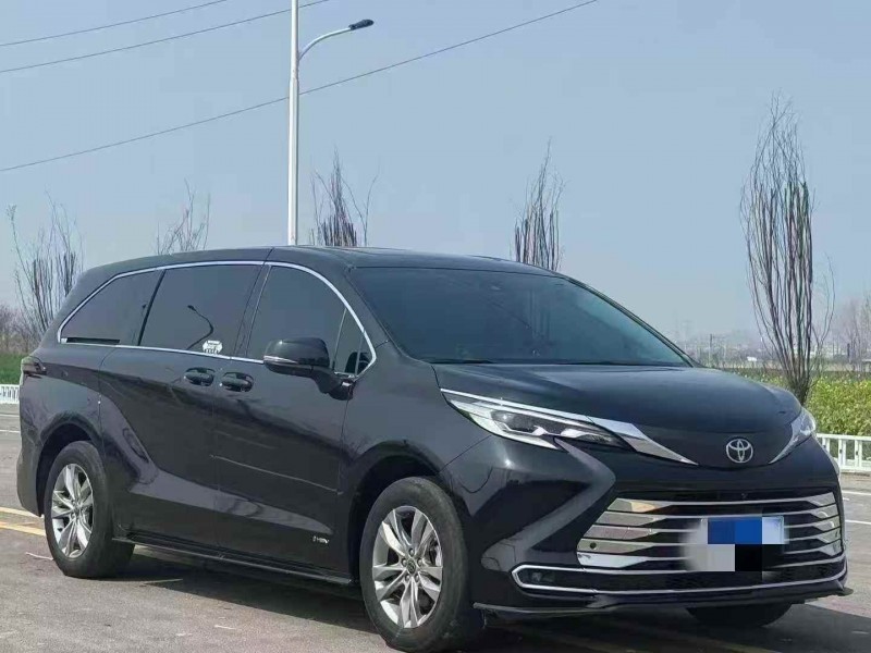 宝鸡24年丰田塞纳3