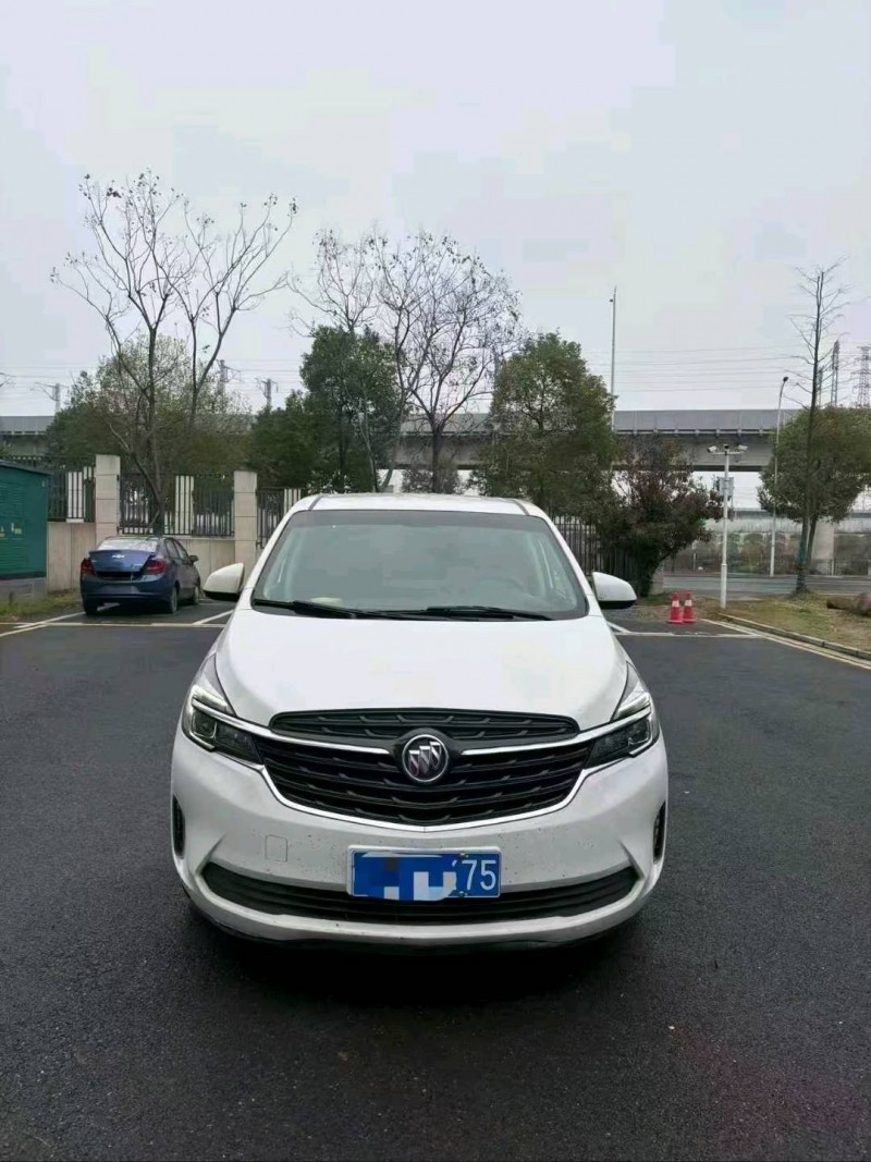 长沙22年别克GL81