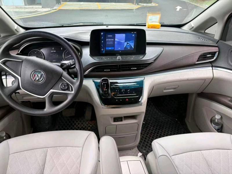 长沙22年别克GL84