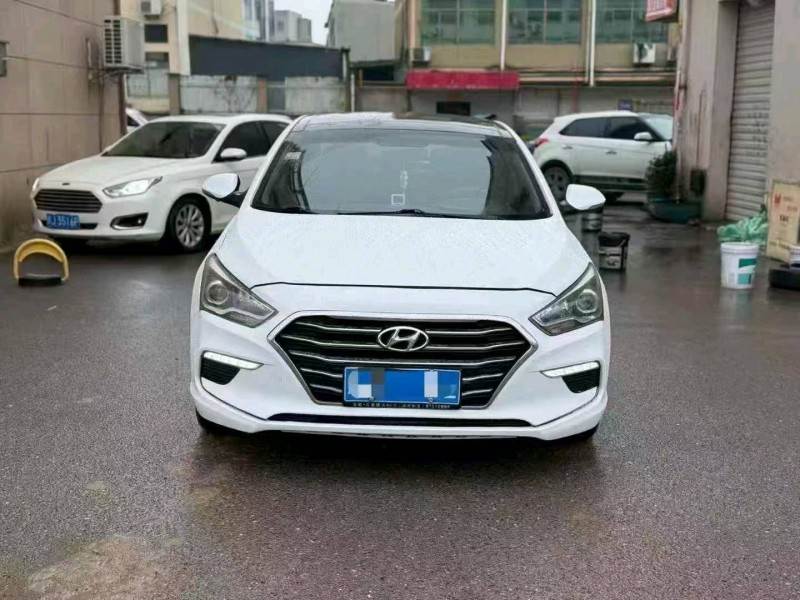 嘉兴18年现代名图1