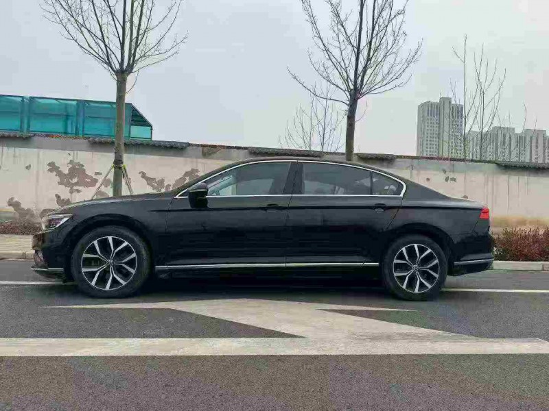 郑州21年大众迈腾8