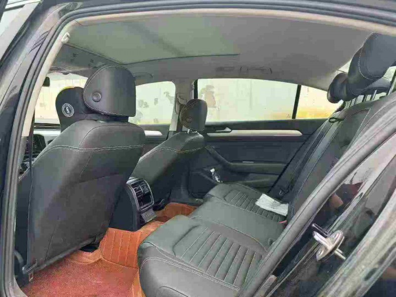 郑州21年大众迈腾9