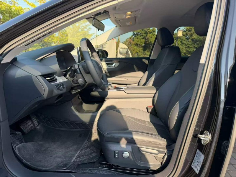 汕头25年红旗E-QM54