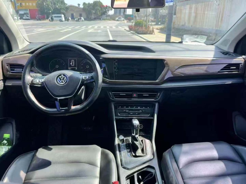 郑州22年大众途岳8