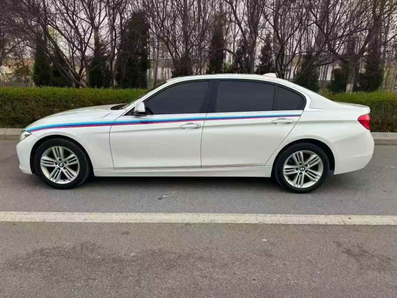 潍坊16年宝马3系9