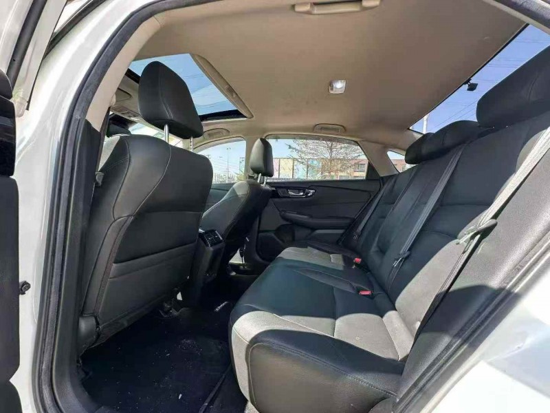 汕头18年本田凌派6