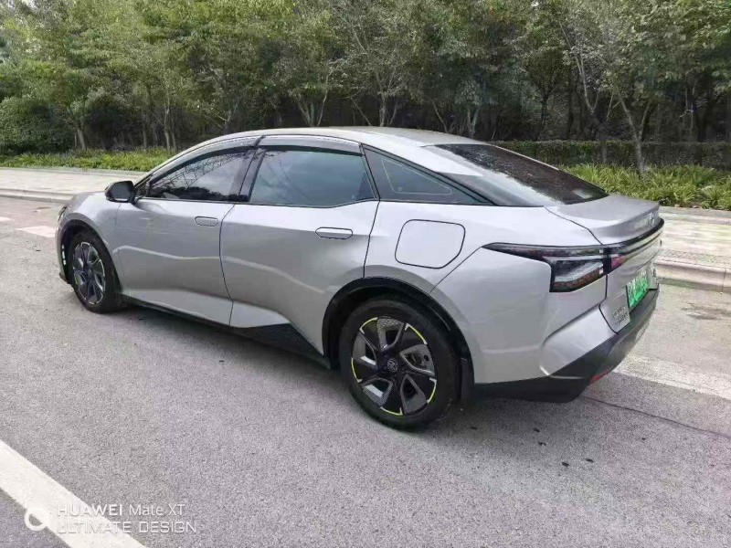 枣庄25年丰田BZ3Pro8