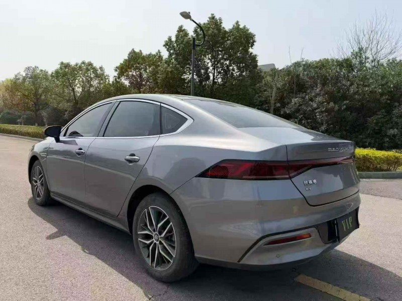 苏州23年比亚迪秦8