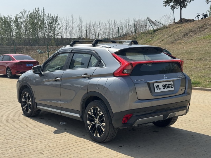 郑州20年三菱奕歌4