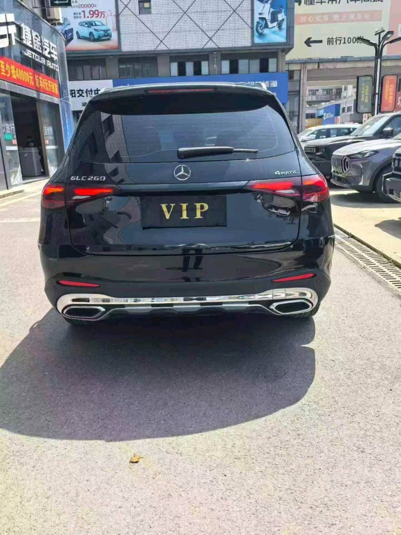 襄阳23年奔驰GLC7