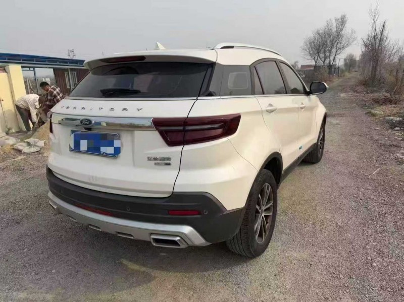 东营21年福特锐界7