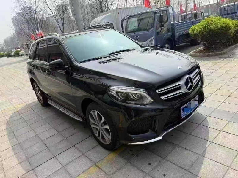 东营17年奔驰GLE4