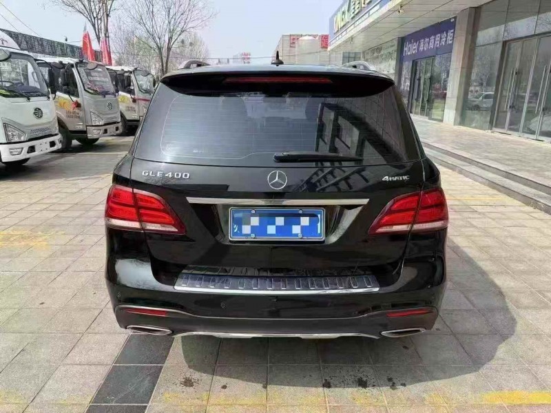 东营17年奔驰GLE9