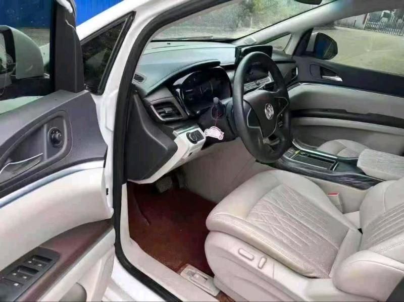 襄阳21年别克GL85