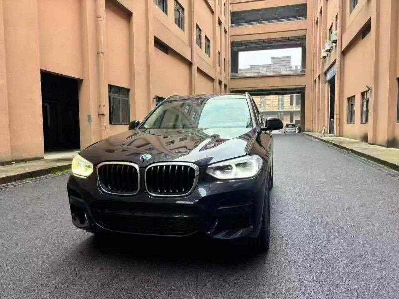 重庆20年宝马X33