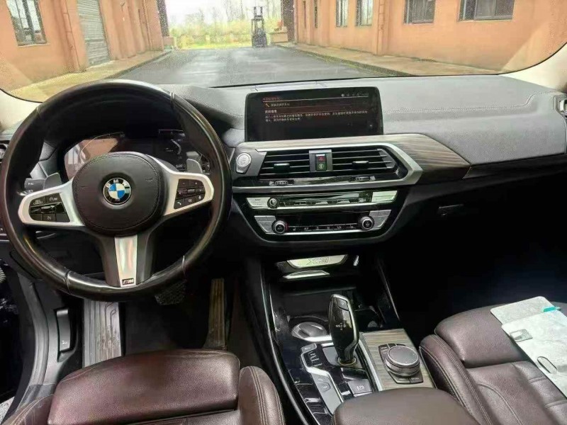 重庆20年宝马X35