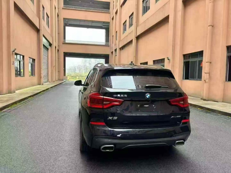 重庆20年宝马X37
