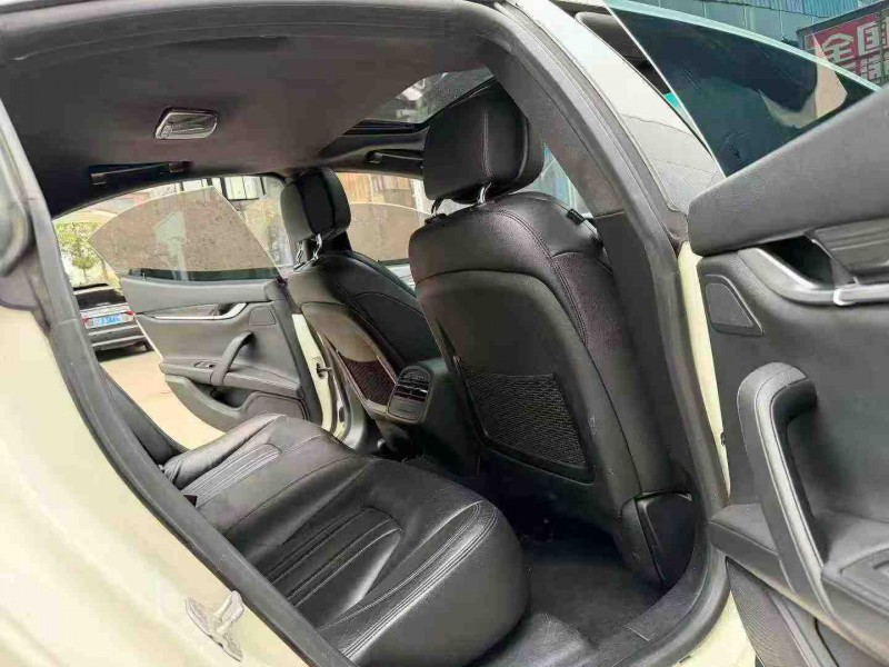 徐州15年玛莎拉蒂Ghibli7