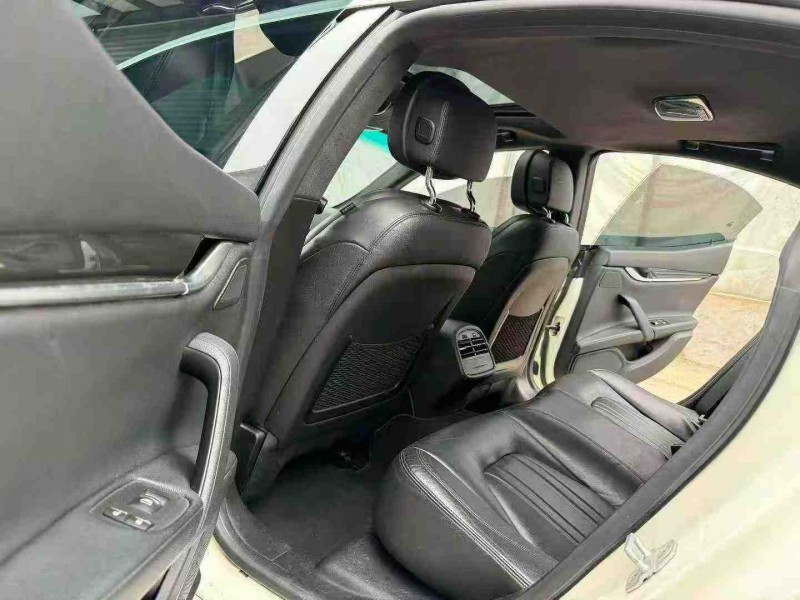 徐州15年玛莎拉蒂Ghibli8