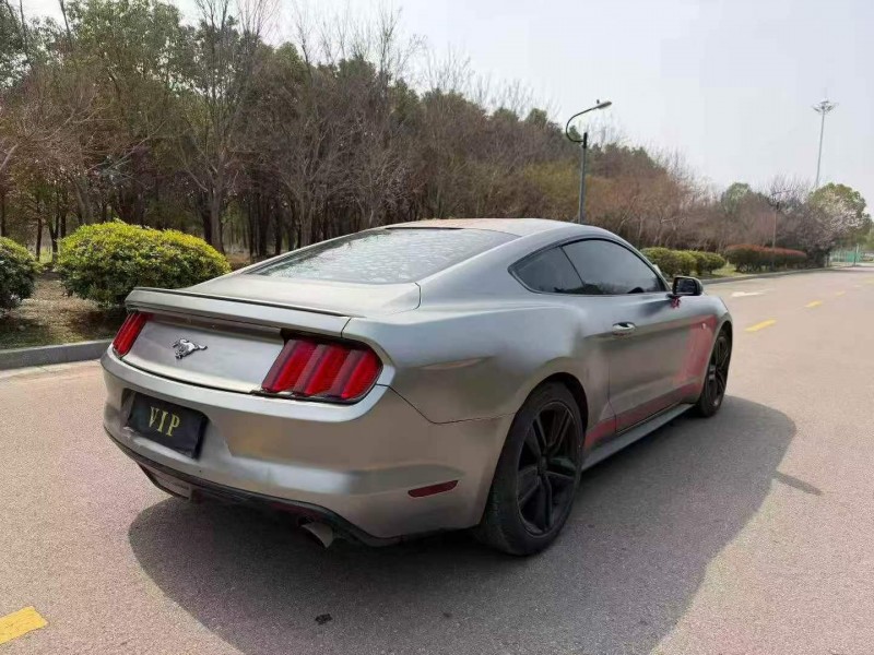 盐城17年福特野马7