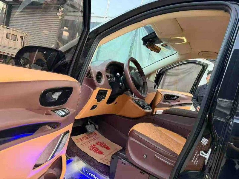 徐州20年奔驰威霆4