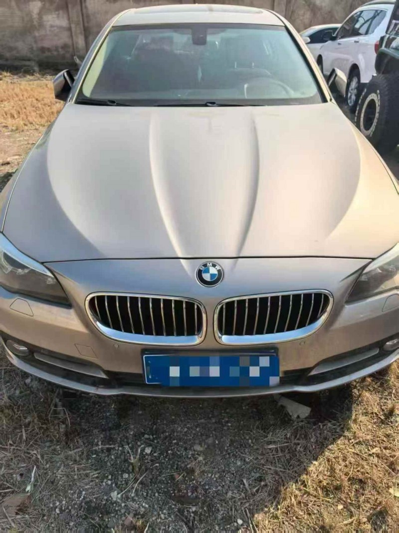 天津17年宝马5系1