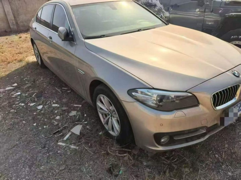 天津17年宝马5系3