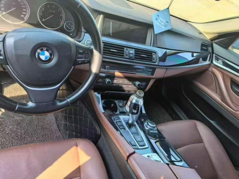 天津17年宝马5系4