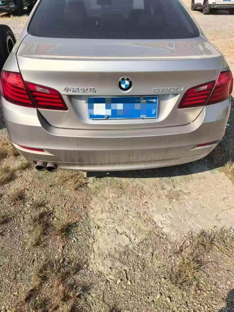 天津17年宝马5系9