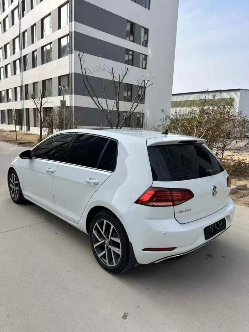 济宁20年大众高尔夫7