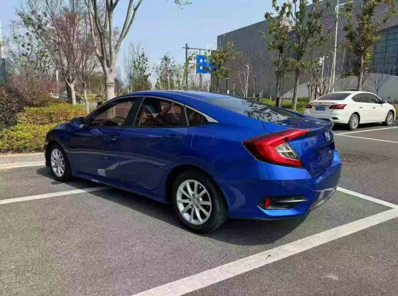 苏州17年本田思域7