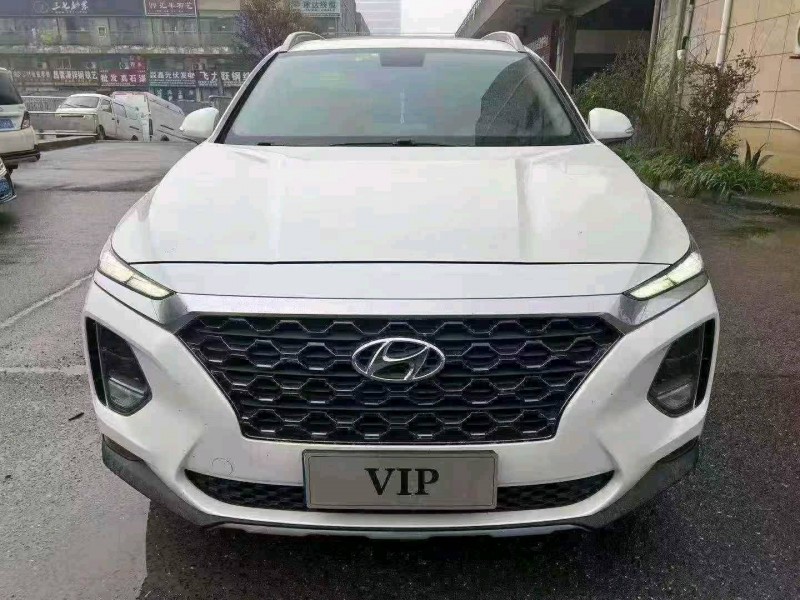 襄阳20年现代全新胜达1