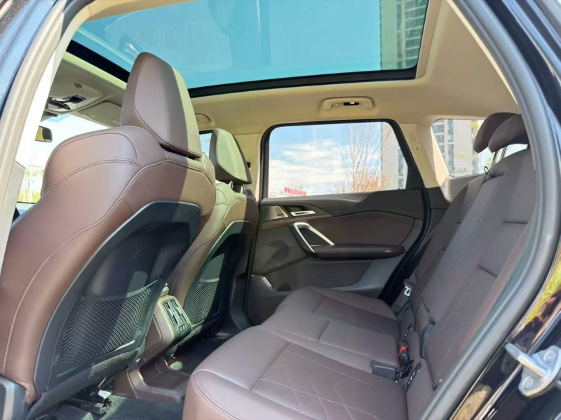 昆明24年宝马IX6