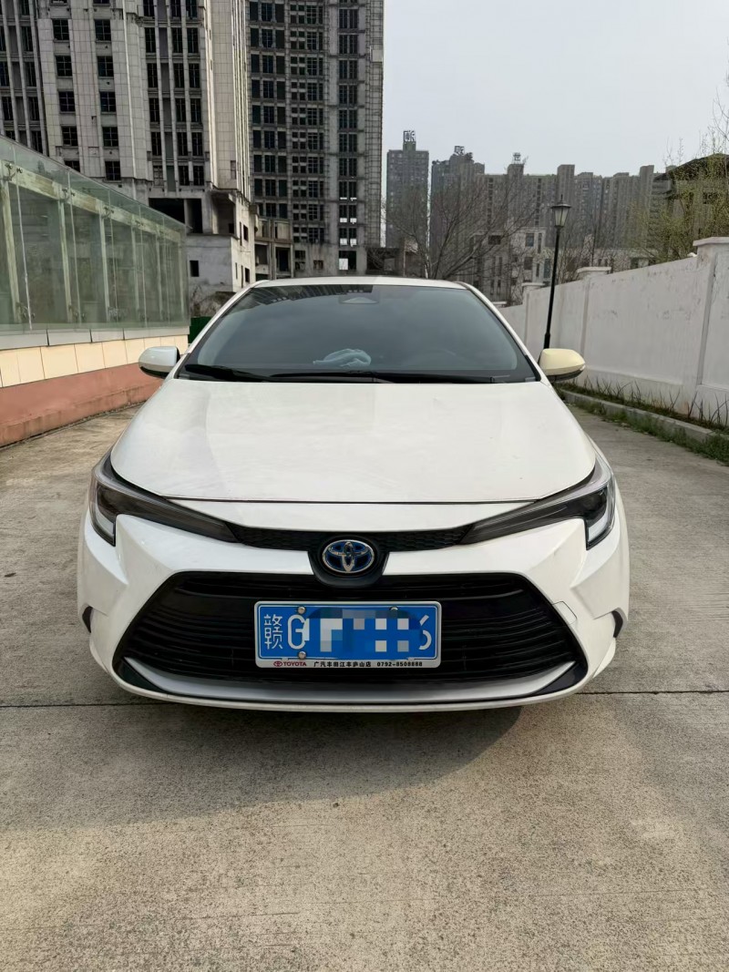 九江24年丰田雷凌1